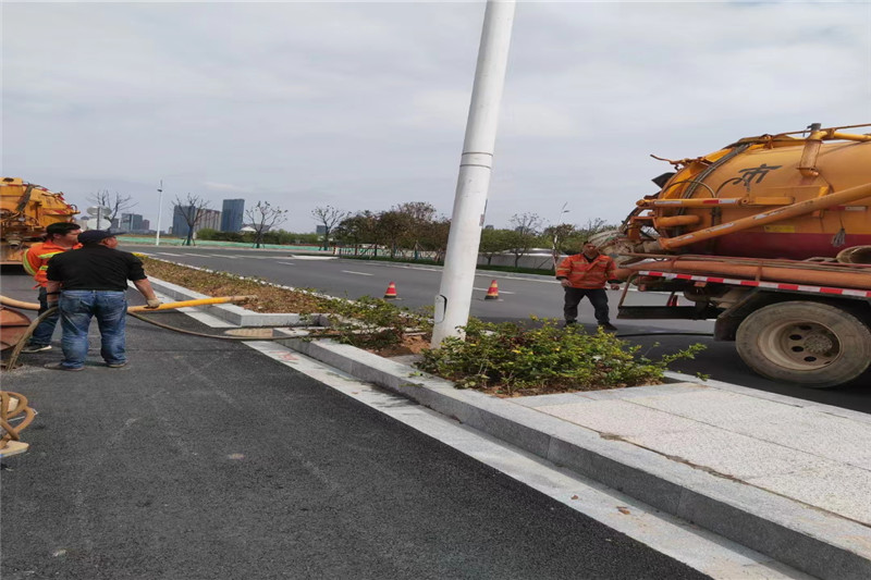 新巴尔虎左雨水管道清淤-污水管道清洗